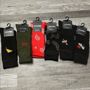 Steve Madden Men's Casual Socks - Black, Red, Green, 6 pair in a set.